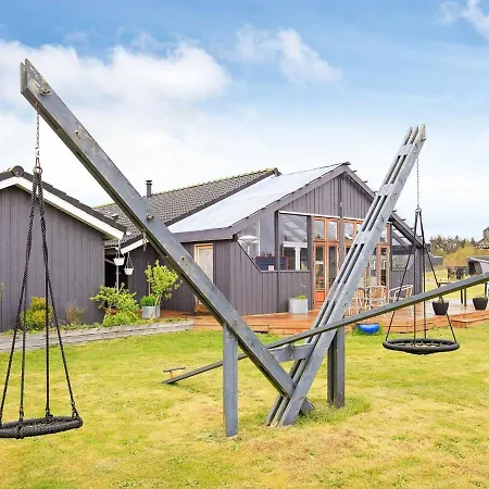 Holiday home 10 Person In *