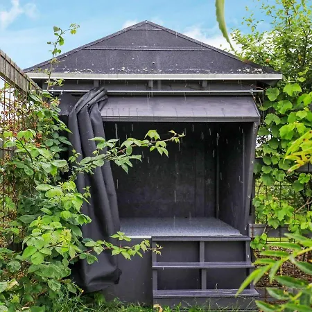 10 Person In Holiday home *