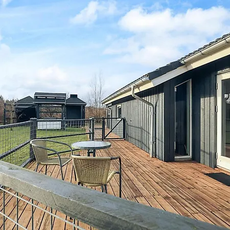 10 Person In Holiday home