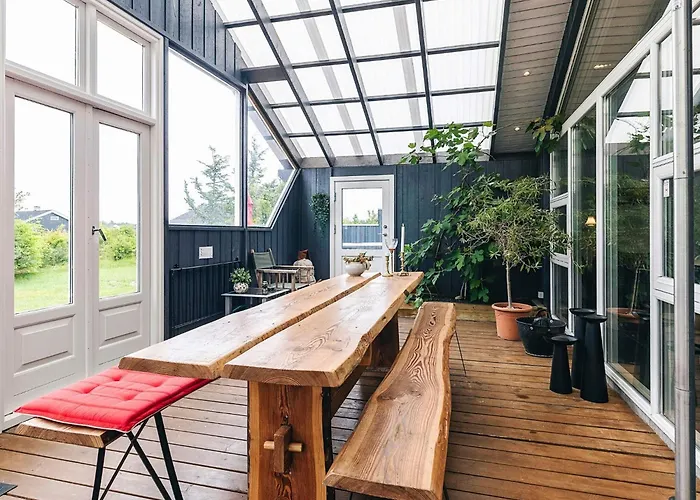 Holiday home 10 Person In Brovst-by Traum *