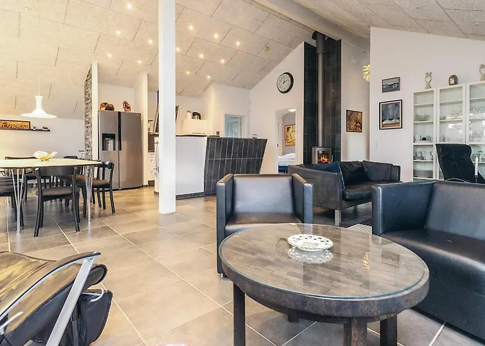 Holiday home 10 Person In Brovst-by Traum
